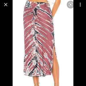 Young, Fabulous & Broke - Felicity Skirt in Soft Plum Frame - size small